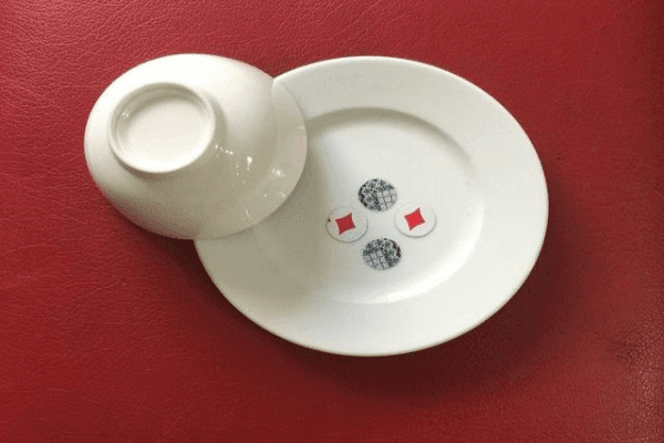 quan hệ cộng sinh giữa game xóc đĩa và phong thủy