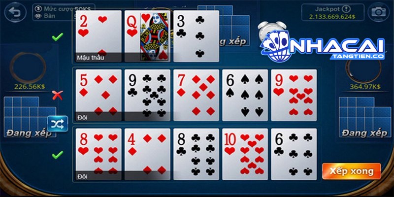 Khi 5 lá bài cùng chất sắp xếp ở chi đầu tiên cũng bị coi là binh lủng