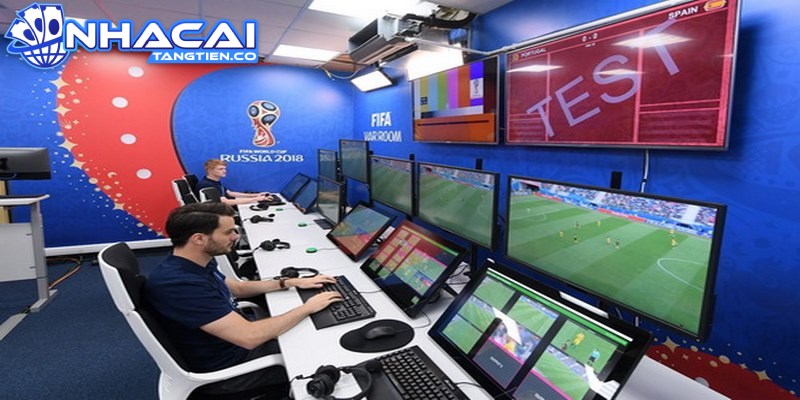 Vai trò của Var là gì đang nhận về nhiều luồng ý kiến trái chiều